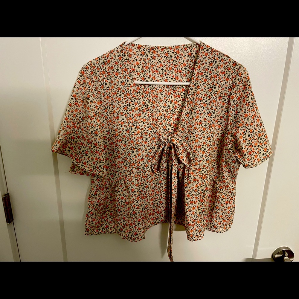 New without tag peplum blouse